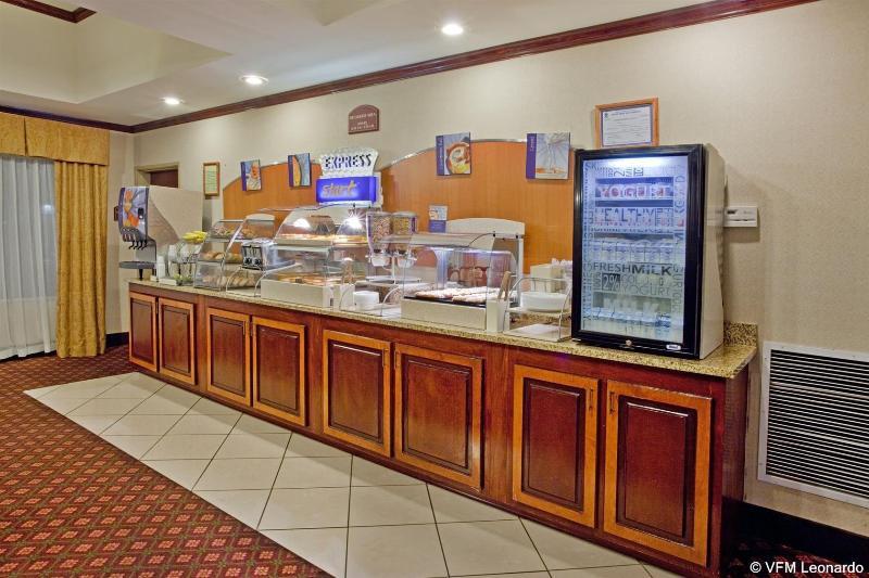 Holiday Inn Express & Suites - Commerce By Ihg Ngoại thất bức ảnh